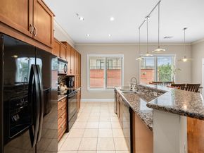 1900 Genesee Street 106, Houston TX 77006