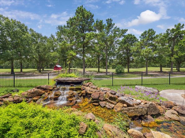 20656 Southwood Oaks Drive, Porter TX 77365