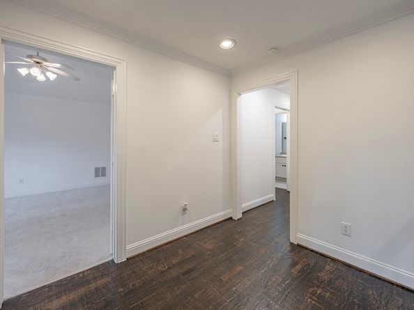 10 Libretto Court, The Woodlands TX 77382