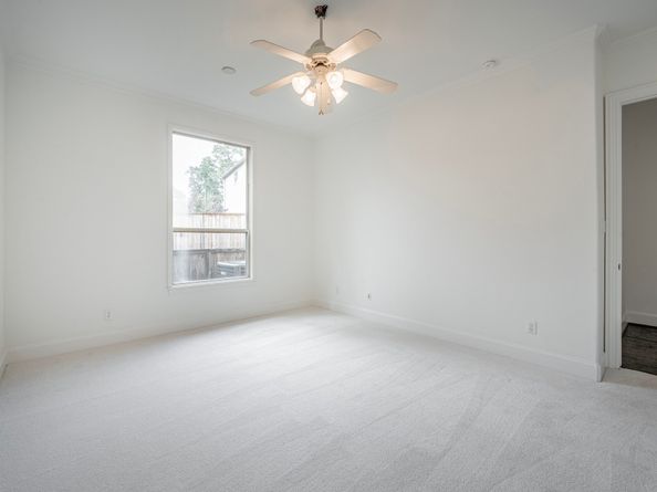 10 Libretto Court, The Woodlands TX 77382