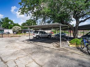 11525 Burdine Street 403, Houston TX 77035