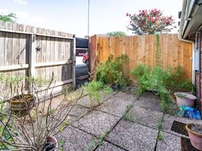 11525 Burdine Street 403, Houston TX 77035