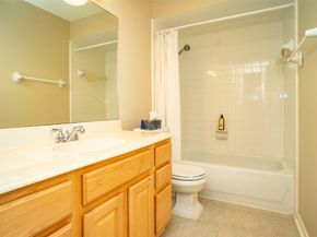 11525 Burdine Street 403, Houston TX 77035