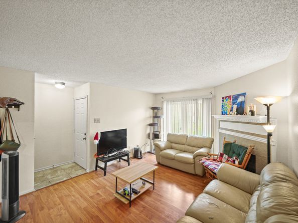 2120 El Paseo Street 1403, Houston TX 77054