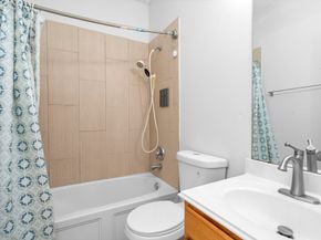 6914 Grants Hollow Ln, Richmond TX 77407