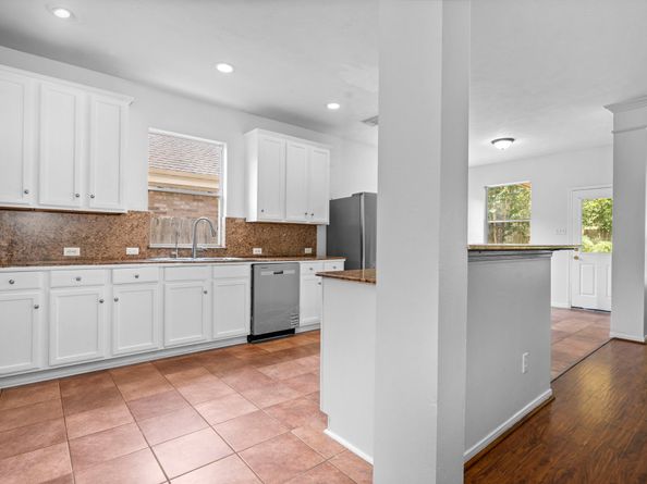 6914 Grants Hollow Ln, Richmond TX 77407