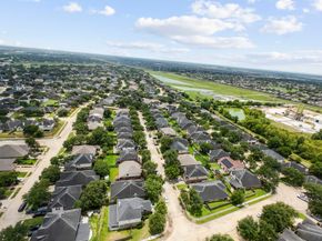 6914 Grants Hollow Ln, Richmond TX 77407