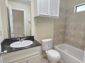 2112 Davis Street, Houston TX 77026