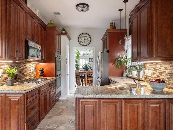 4766 Hidden Springs Drive, Houston TX 77084