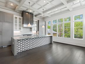 1107 Berthea Street B, Houston TX 77006