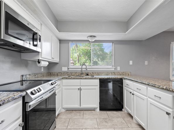 3014 Royal Glen Drive, Kingwood TX 77339