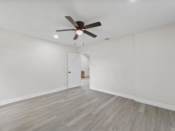 1615 Hiller Street, Houston TX 77015
