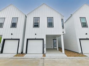 9902 Clark Road D, Houston TX 77076