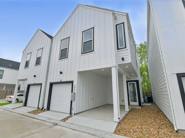 9902 Clark Road D, Houston TX 77076