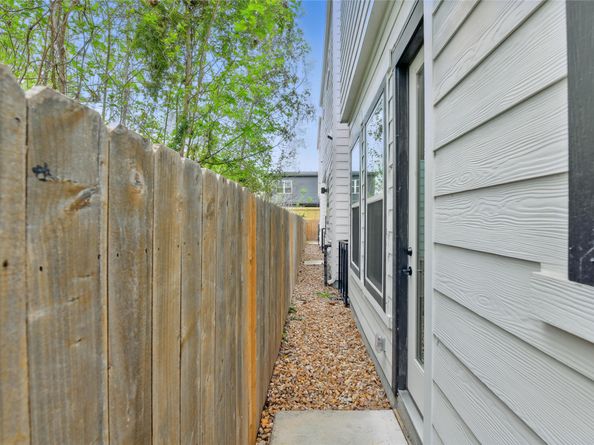 9902 Clark Road D, Houston TX 77076