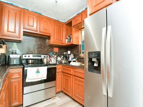 16005 Old Richmond Road, Sugar Land TX 77498