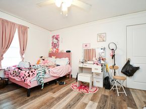 16005 Old Richmond Road, Sugar Land TX 77498