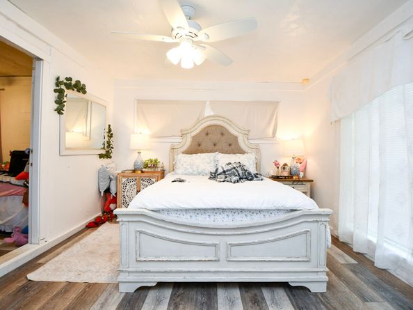 16005 Old Richmond Road, Sugar Land TX 77498