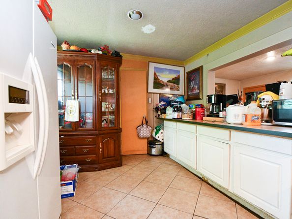 16005 Old Richmond Road, Sugar Land TX 77498