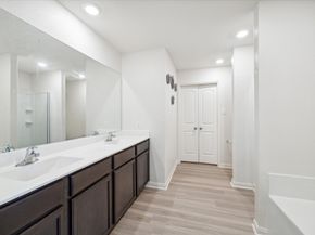 15214 Central Lakes Drive, Humble TX 77396
