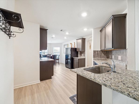 15214 Central Lakes Drive, Humble TX 77396