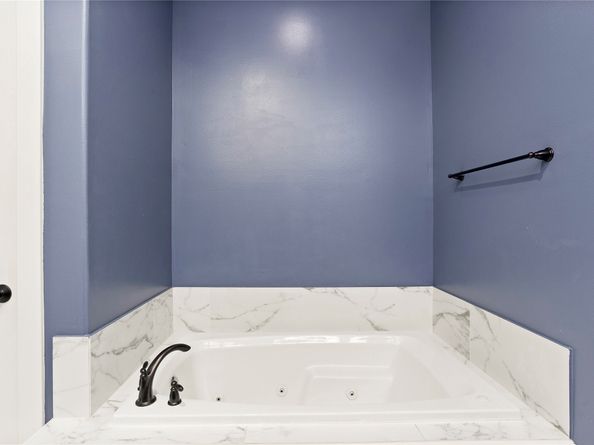 904 W 20th Street C, Houston TX 77008