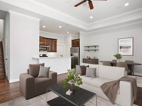 904 W 20th Street C, Houston TX 77008