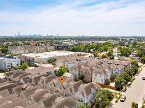 904 W 20th Street C, Houston TX 77008