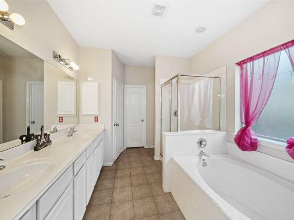 17335 Lake Clark Lane, Humble TX 77346