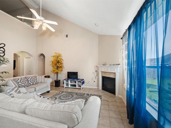 17335 Lake Clark Lane, Humble TX 77346