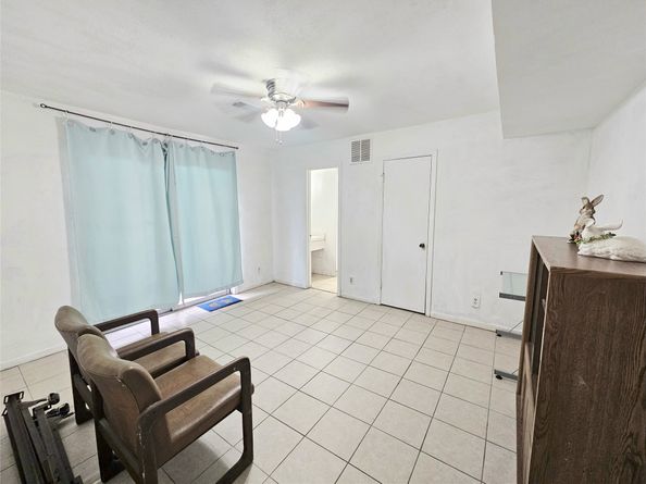 6201 Ranchester Drive 1, Houston TX 77036
