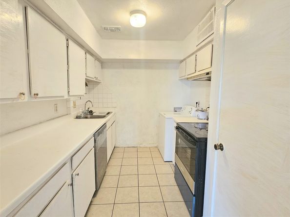 6201 Ranchester Drive 1, Houston TX 77036