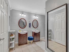 2138 Middle Creek Drive, Houston TX 77339