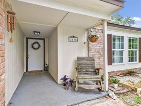 2138 Middle Creek Drive, Houston TX 77339