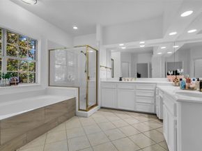 24 Stonegate Park Court, Spring TX 77379
