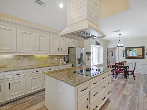 1114 Plantation Drive, Richmond TX 77406