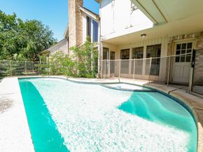 11810 Braesridge Drive, Houston TX 77071