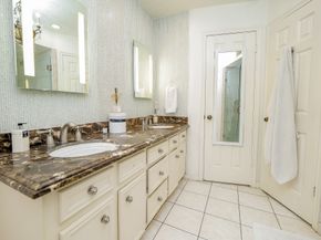 11810 Braesridge Drive, Houston TX 77071