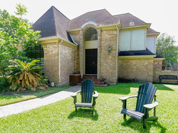 11810 Braesridge Drive, Houston TX 77071