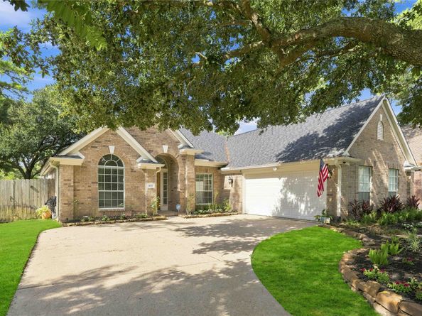 14527 Farrawood Drive, Cypress TX 77429