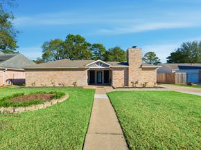 15110 Runbell Place, Houston TX 77095