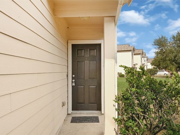 5010 Dartmoor Ridge Trail, Houston TX 77066