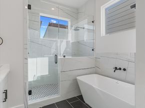 4709 Thornton Villas Lane, Houston TX 77018