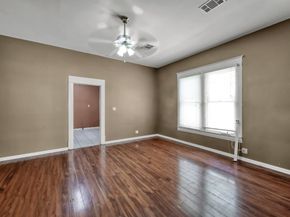 118 North Street, Houston TX 77009