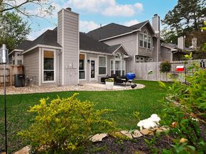 42 Alderon Woods Place, The Woodlands TX 77382