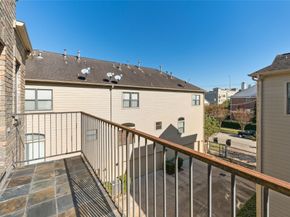 2304 Jackson Street, Houston TX 77004