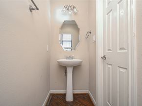 2304 Jackson Street, Houston TX 77004