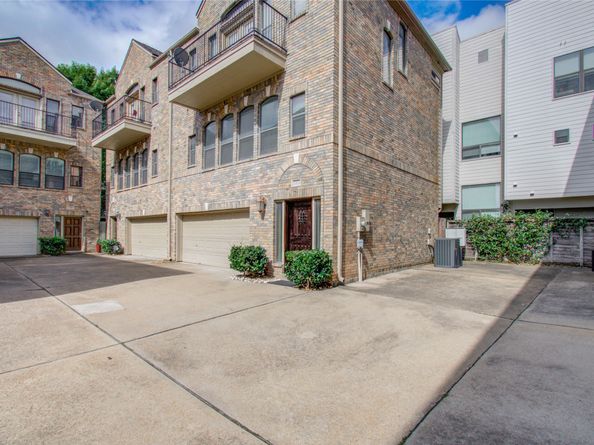2304 Jackson Street, Houston TX 77004