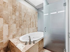 1107 W 17th Street, Houston TX 77008