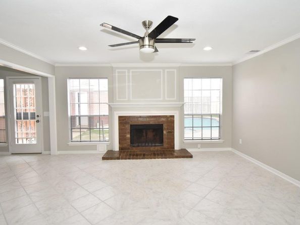 9007 Woodleigh Drive, Houston TX 77083